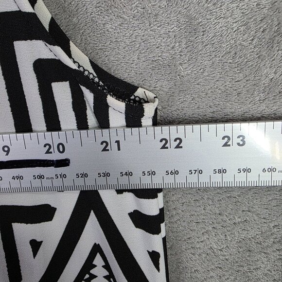 Womens Chicos Black & White Geometric Dress Cap Sleeve Polyester Blend Stretch 3 - Picture 6 of 8
